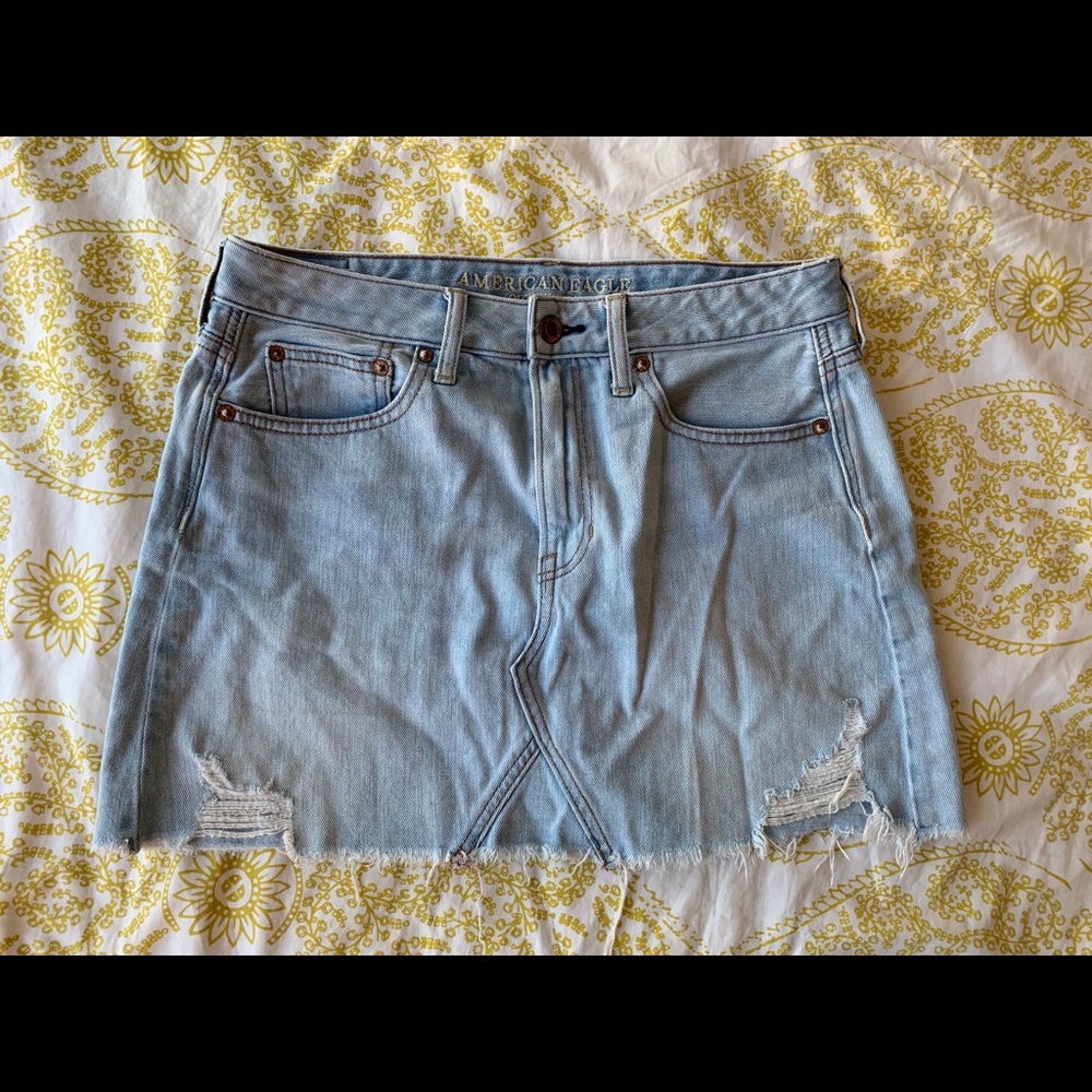 Jean Skirt!!! American Eagle light washed skirt